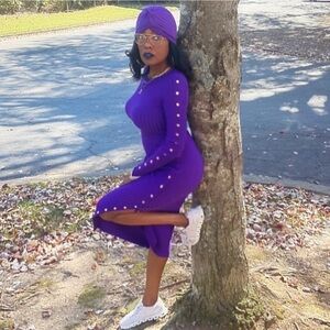 Hera Collection Elegant Ribbed Purple Long Sleeve Gold Detailed Dress